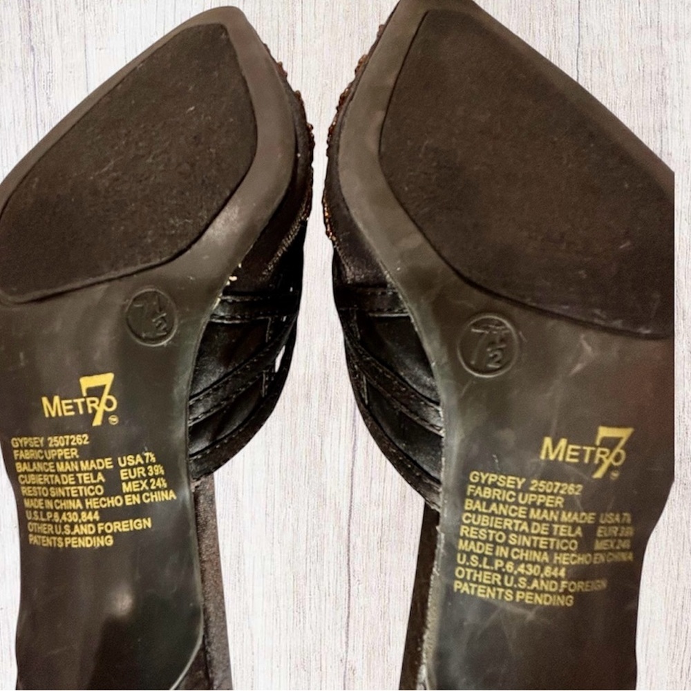 Vintage Metro 7 “Gypsy” Beaded Brown Satin Mule Kitten Heels. Size 7.5 - Picture 8 of 10